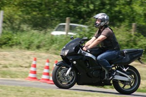 Slika Fotografije/Opcenite fotografije/motocikl_vjezba.jpg